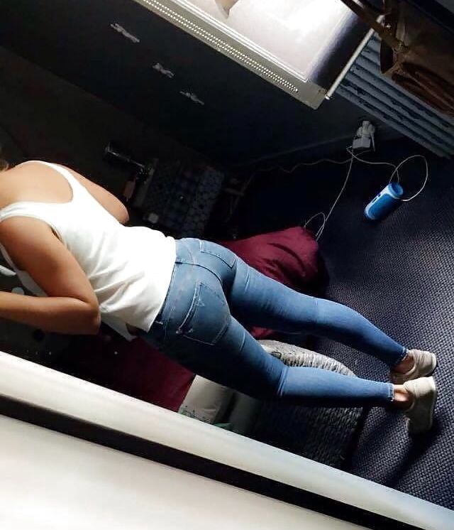 Проститутка Надежда у метро Московская, шлюхи Питера - фото 4